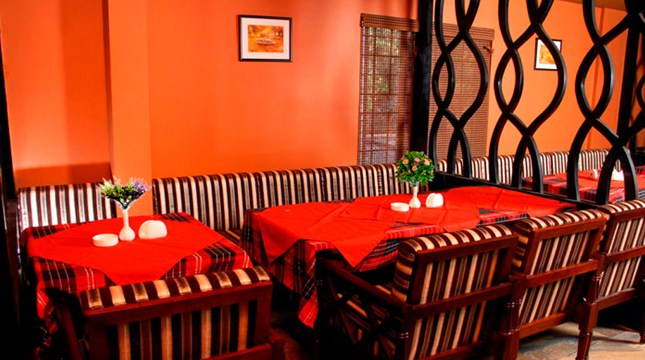 Bar attached Hotel in Kottayam Emeralad Regency